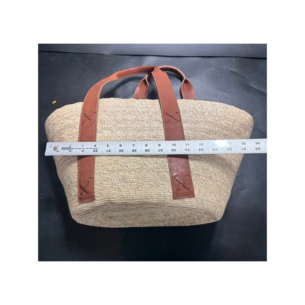 By Del Rio Woven Straw Tote Bag Brown Leather Straps Sustainable‎ Mexico 00-138
